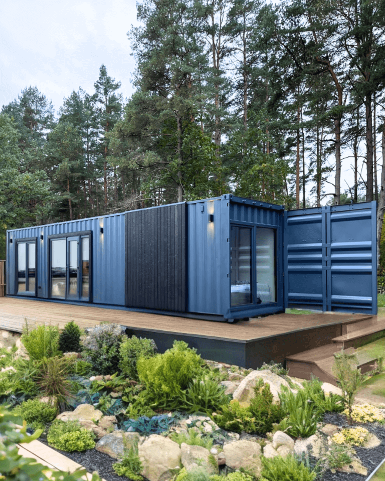 Tiny-house-Reborn-buildings